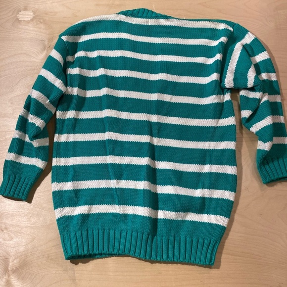 Tyler House Sweater Size Medium (BT) - Picture 9 of 13
